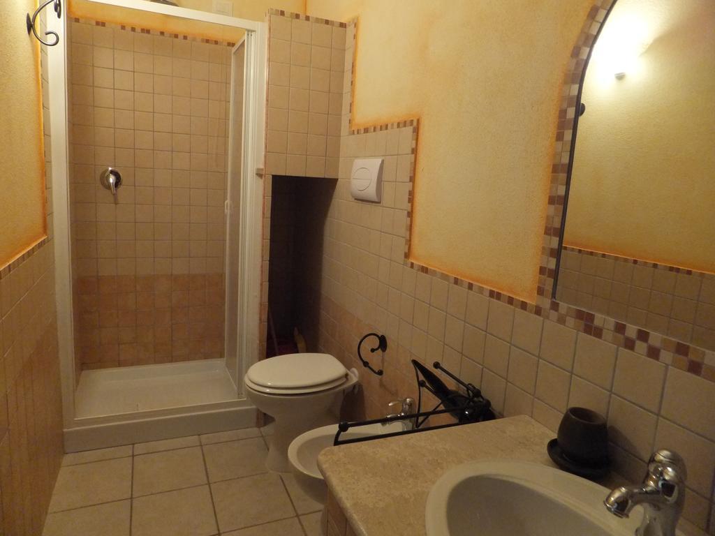 Grazia Deledda Bed & Breakfast Galtellì Dış mekan fotoğraf